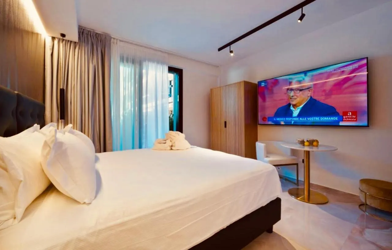 Boutique Hotel Sirmione 3*,