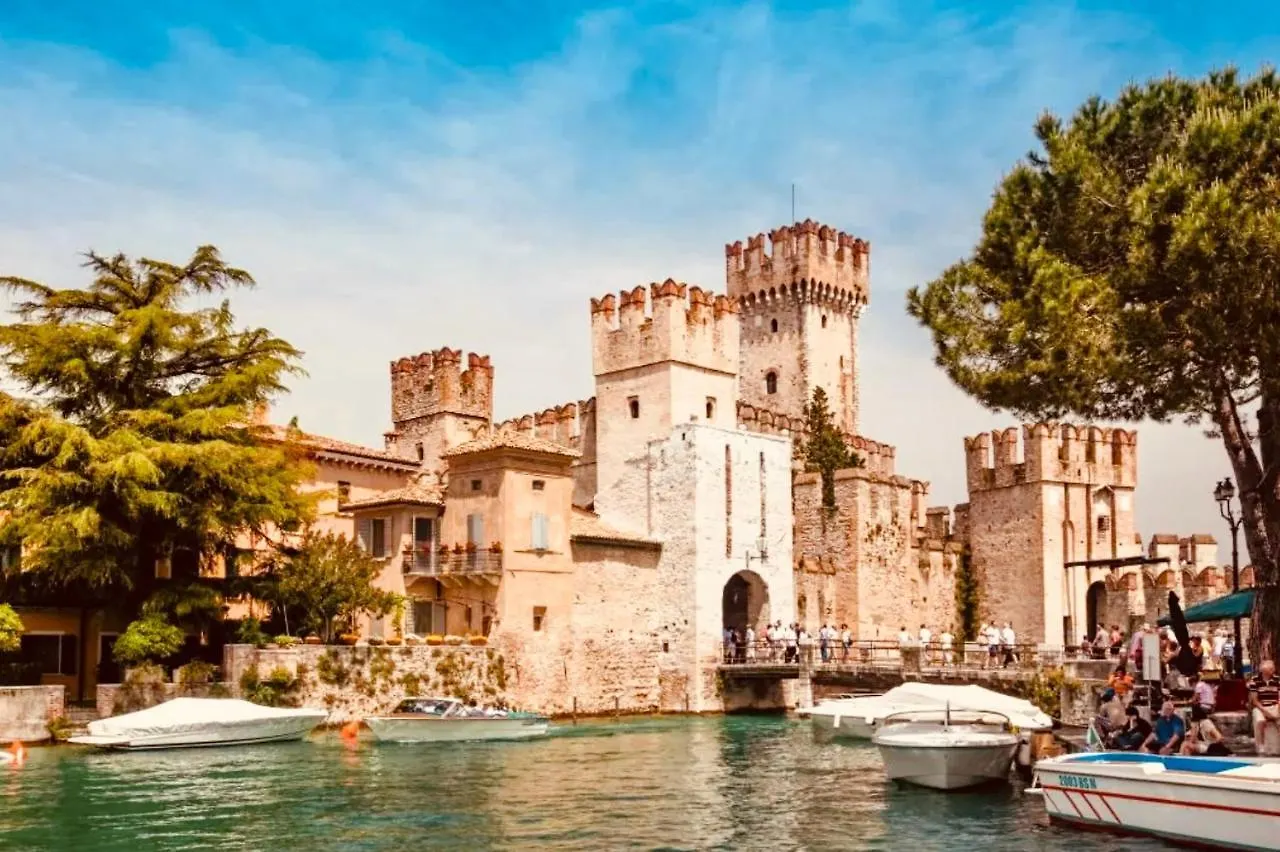 Boutique Hotel Sirmione 3*,
